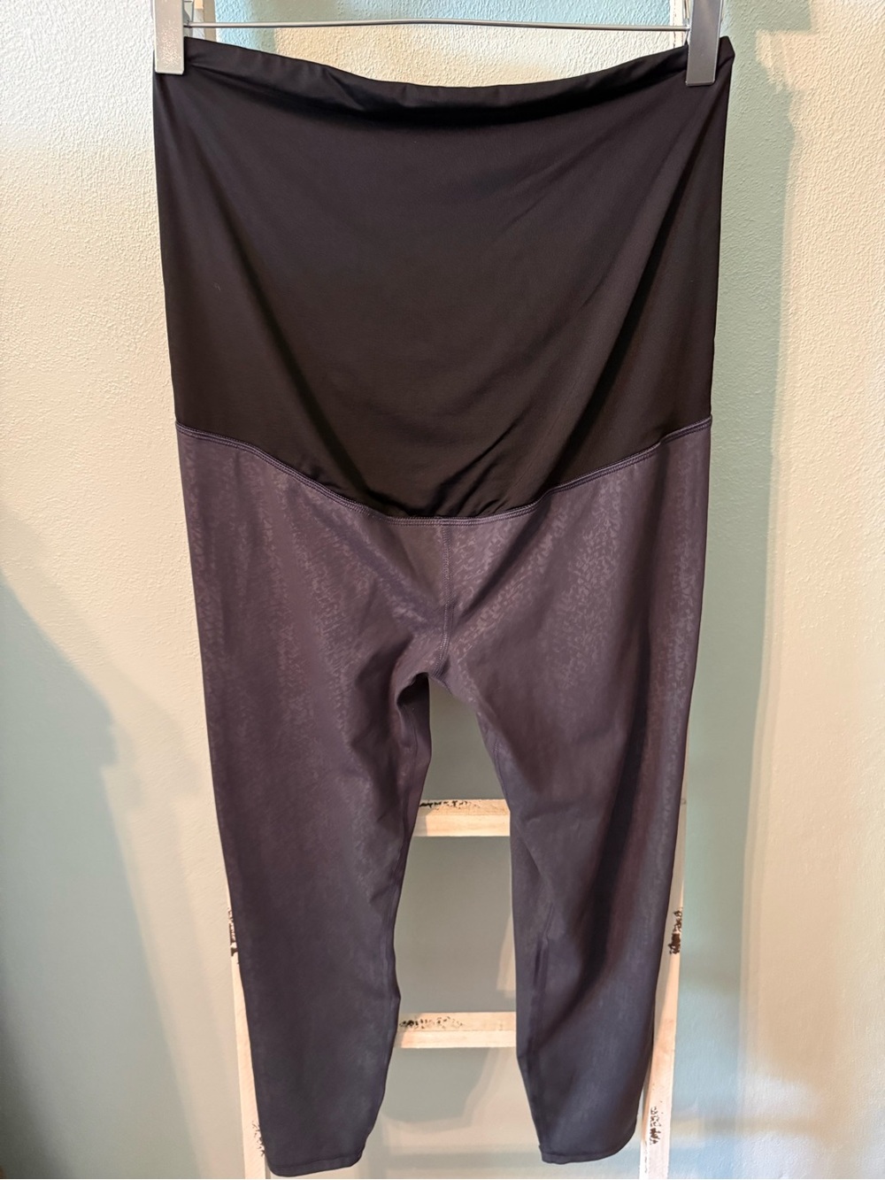 Isabel Maternity Target Maternity Leggings Black Gray Animal Print Size L